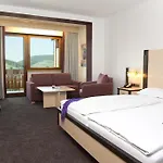 维林森林酒店